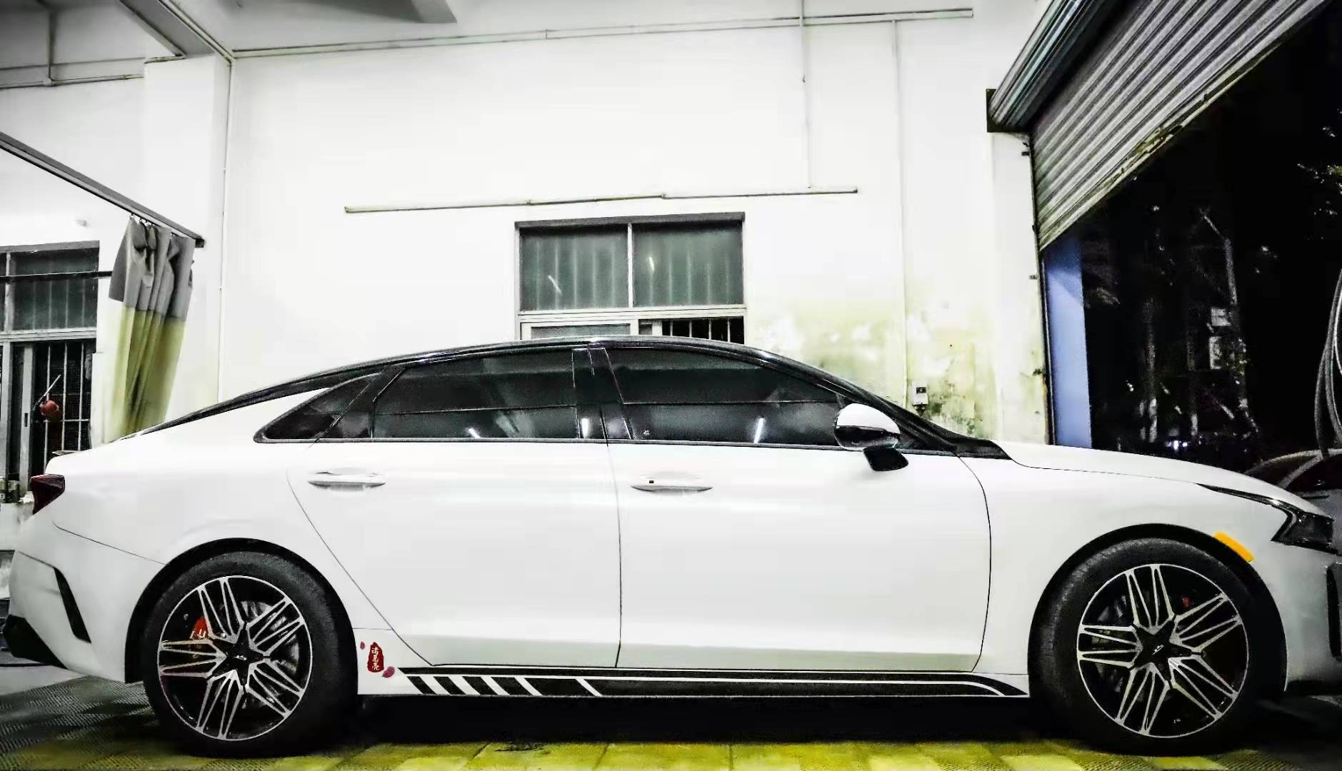 K5 凱酷高顏值、高性能，重新定義B級(jí)車(chē)體驗(yàn)標(biāo)桿！改裝亦不能少